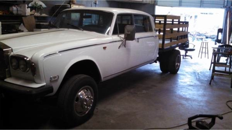 Illustration for article titled Rolls Royce Dually Pickup Puts Your Lifted Luxobarge To Shame